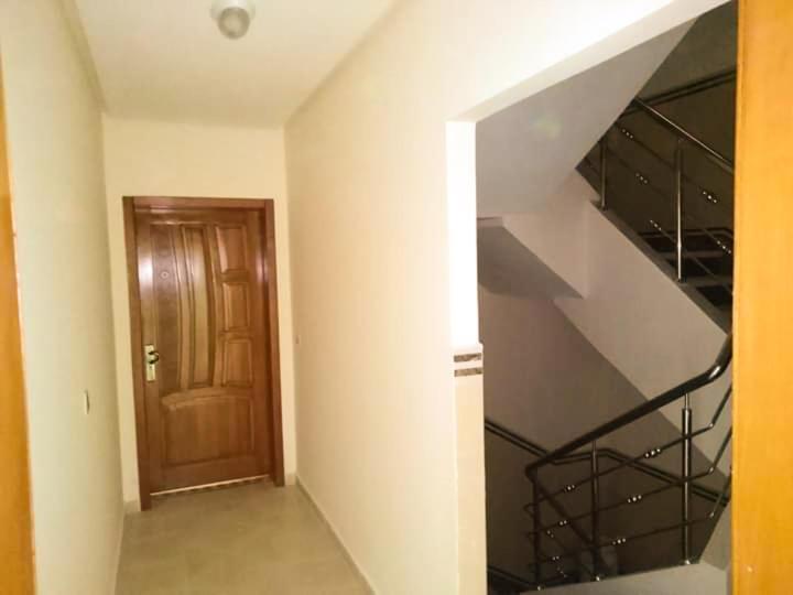 Fantastique Appartement Nouveau Meuble Avec Wifi & Netflix A Proximite Du Marjane Tanger Buitenkant foto